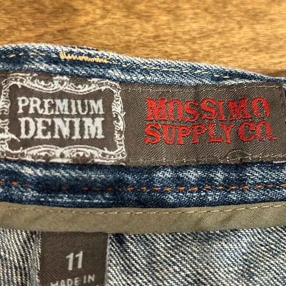 Mossimo Supply Straight Leg Jeans - Picture 3 of 6